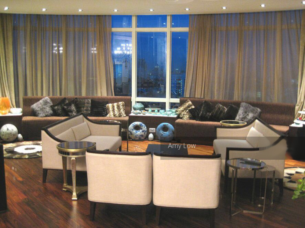 The Legend thumbnail photo